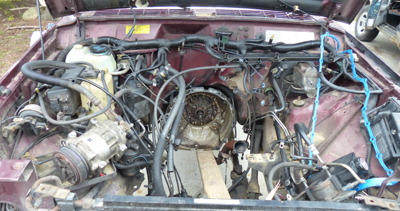 Illustration for article titled Here's What The Inside Of A Blown-Up Jeep Engine Looks Like